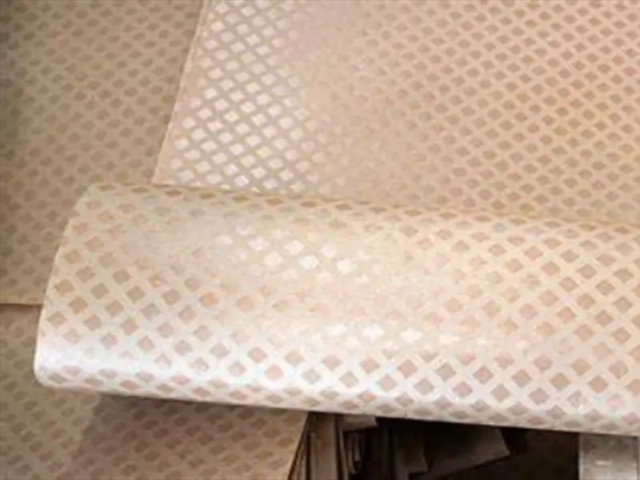 Diamond - Pointed Glued AMA